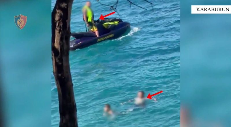 Shkeli perimetrin e siguris&euml; me &ldquo;Jet Ski&rdquo; dhe vuri n&euml;
