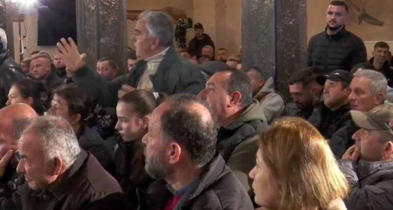 The farmer slaps the prime minister in the eye: We are the most vulnerable