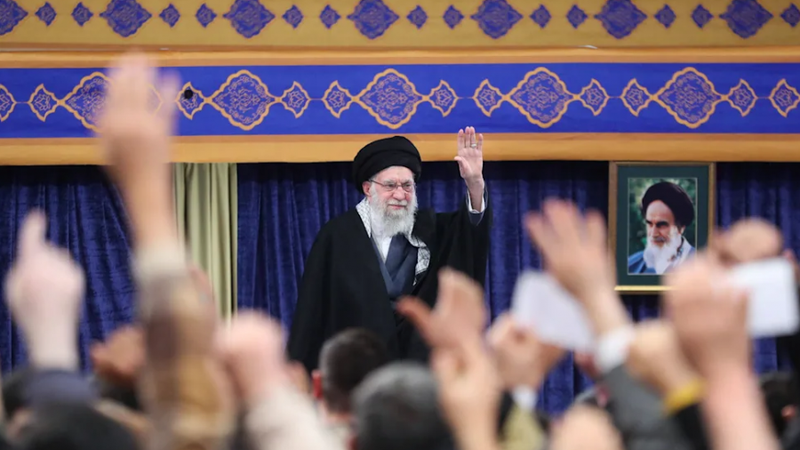 BILD: Iran's Supreme Mullah is planning to escape to Moscow with his family