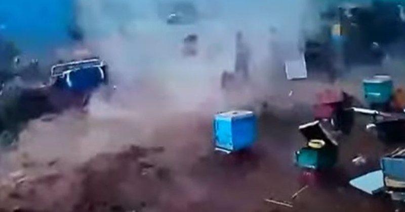 VIDEO/ Para zjarreve Delvina u godit edhe nga një tornado, ja momenti kur