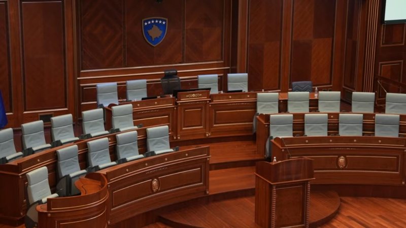 Pengesë pas pengese 3 muaj nga zgjedhjet, Kuvendi i Kosovës ende i