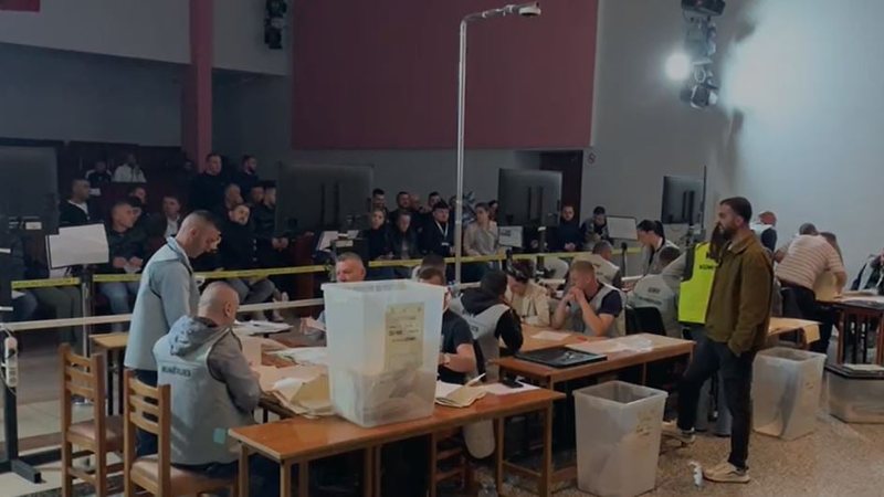 Votat preferenciale në Tiranë, kryesojnë Gonxhja, Xhafaj,
