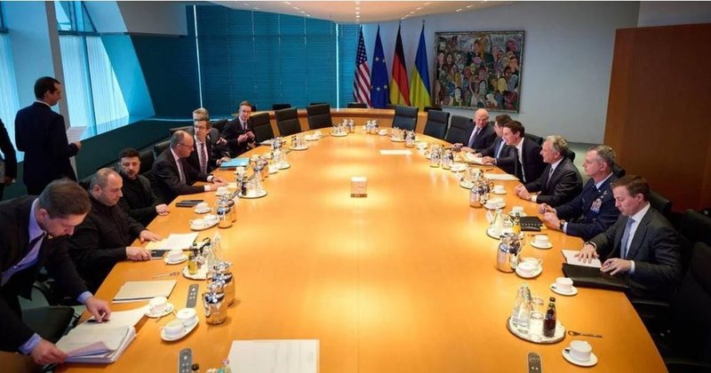 Ukraine awaits US response to Kiev's latest peace proposal, Zelensky begins