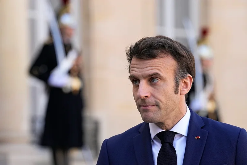 Macron: Dialogu me Putin k&euml;rkon koh&euml;, ne duam garanci p&euml;r