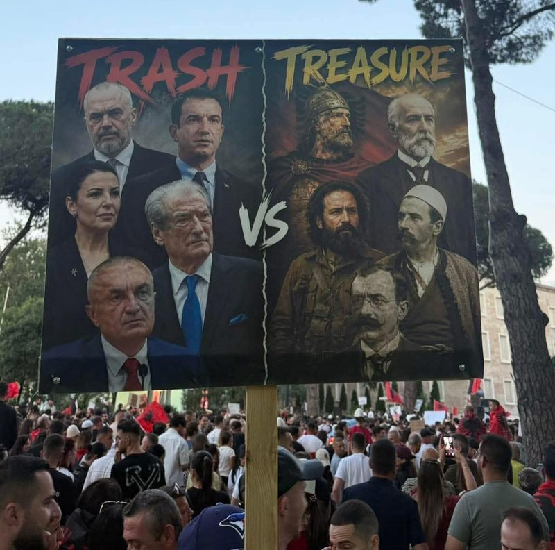 Trash apo Treasure?/ Ka fotografi q&euml; vlejn&euml; sa nj&euml; histori