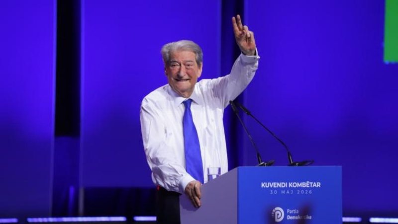 Kuvendi i izolimit t&euml; madh t&euml; Sali Berish&euml;s