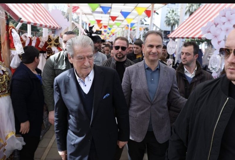 "Neni Basha"/ Zërat brenda PD për largimin e kryetarit,