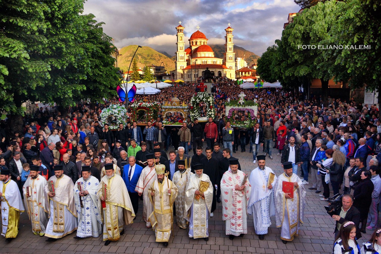 Fragment from the epitaph unveiling ceremony in the city of Korça