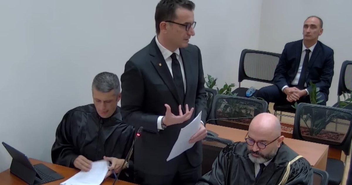 Kushtetuesja rrëzon Veliajn  nuk kalon padinë e kryebashkiakut për gjykimin ndaj dosjes së SPAK
