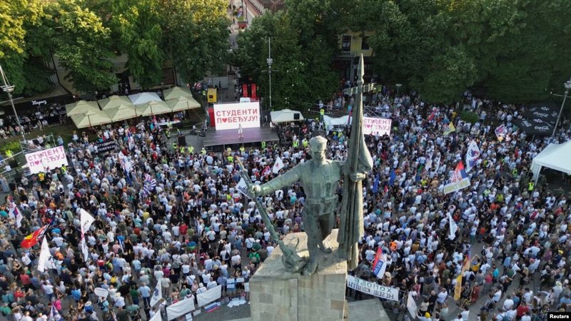 Kosova n&euml; qend&euml;r t&euml; protest&euml;s antiqeveritare n&euml;