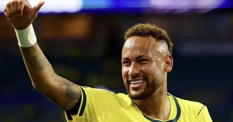 10 futbollist&euml;ve t&euml; m&euml;dhenj, q&euml; mund t&euml; jen&euml;