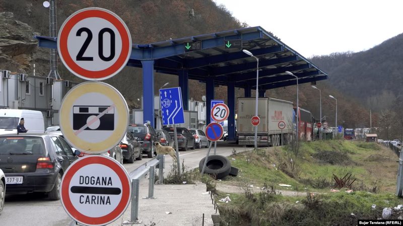 Serbia arreston nj&euml; person n&euml; kufi me Kosov&euml;n n&euml;n dyshime