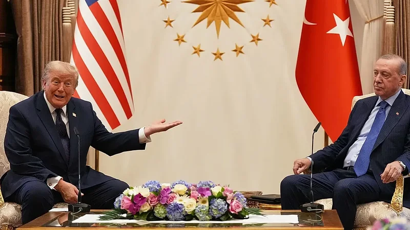 Trump rikthen k&euml;rkesat p&euml;r Groenland&euml;n: Duhet t&euml;