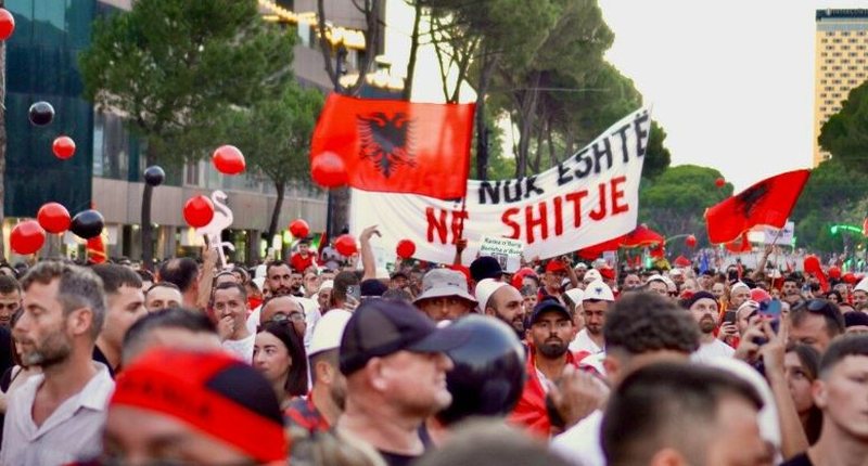 &ldquo;Mobilizimi m&euml; i madh popullor i dekadave t&euml; fundit&rdquo;/