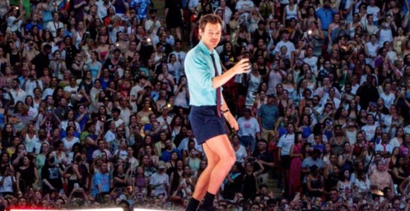 Harry Styles thyen rekordin e 'Coldplay' n&euml; Wembley me 12