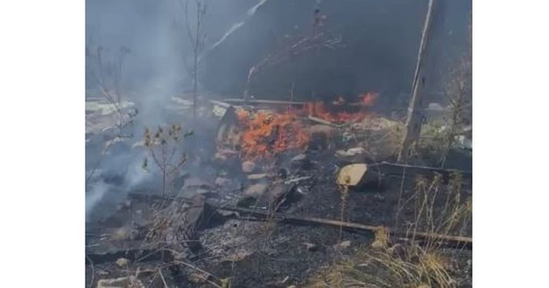 Zjarr n&euml; Lazarat, digjen sip&euml;rfaqe bari dhe shkurre, shmanget rreziku