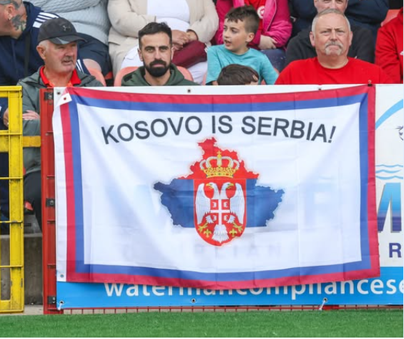 N&euml; stadium u shfaq baneri &ldquo;Kosova &euml;sht&euml; Serbi&rdquo;/ Klubi