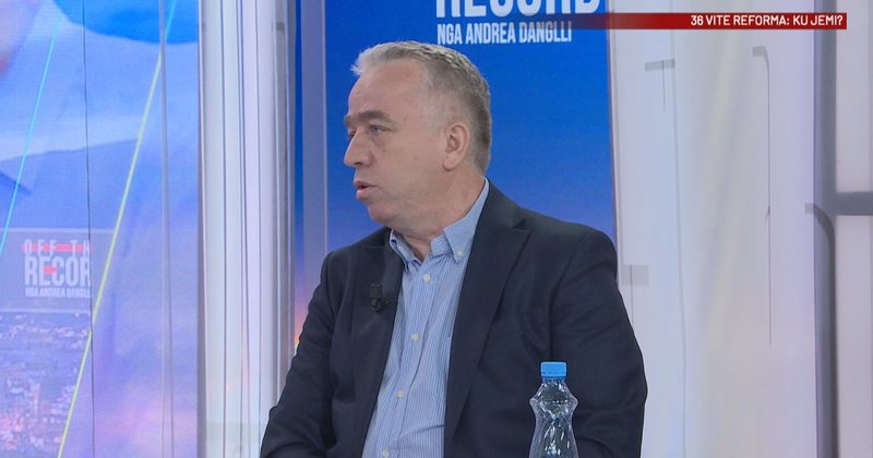 Krasniqi: Duhet t&euml; rishikohet kontrata e munguar me qytetar&euml;t