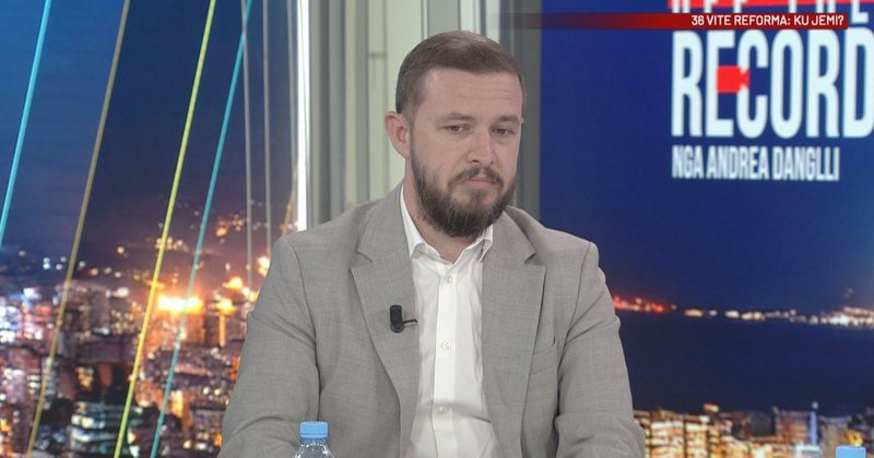 &ldquo;Duhet sakrific&euml; p&euml;r n&euml; BE&rdquo;, deputeti i PS: Tani nis