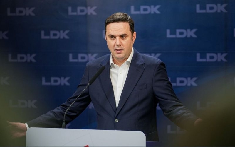 Abdixhiku th&euml;rret kuvend t&euml; jasht&euml;zakonsh&euml;m t&euml;
