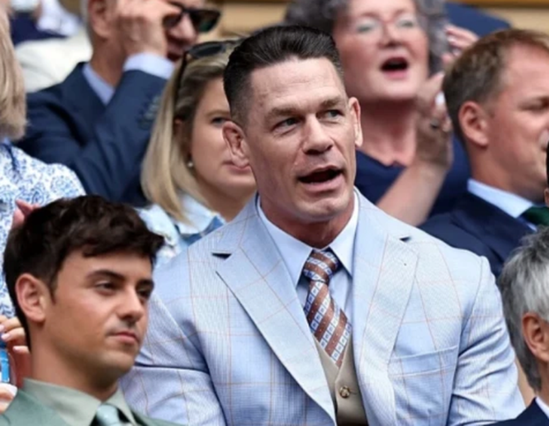 John Cena zbulon transplantin e flok&euml;ve: Ma ndryshoi plot&euml;sisht