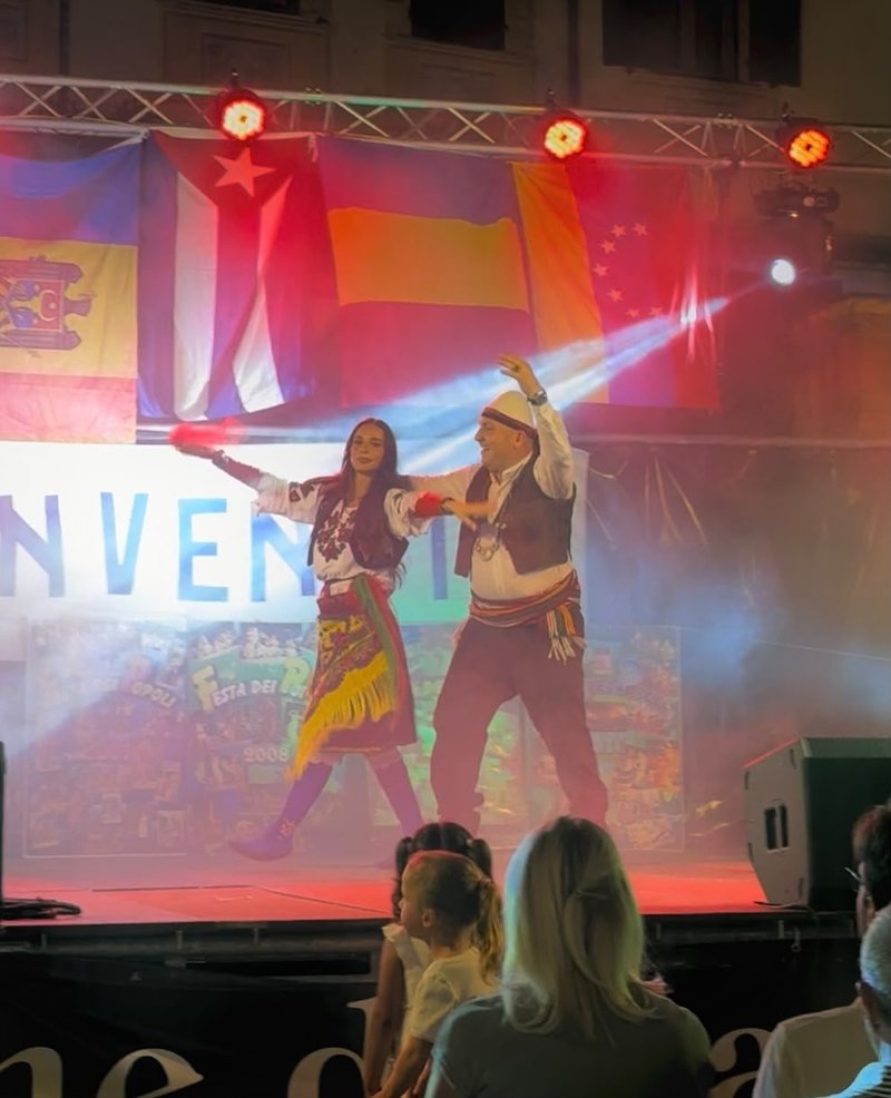 VIDEO/ "Festa dei popoli" me 18 shtete n&euml; Sanremo, Azgan Haklaj