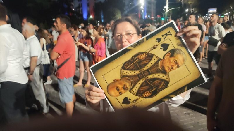 T&euml; dyzetat e nj&euml; sistemi antikomb&euml;tar!