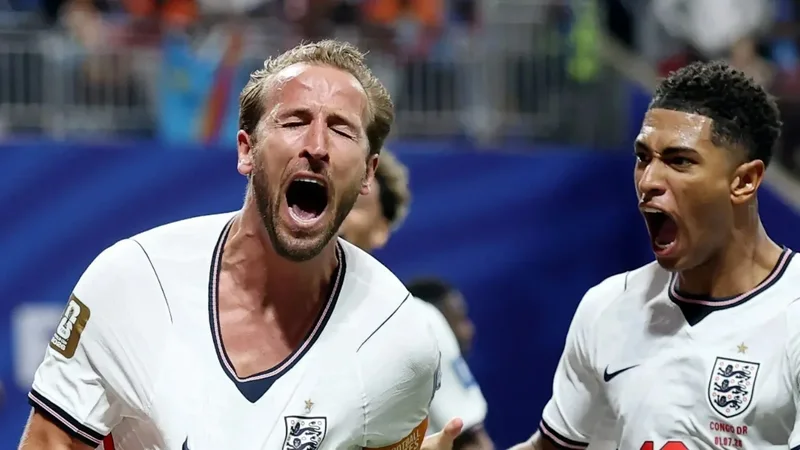 Harry Kane shp&euml;ton Anglin&euml; me dy gola, &ldquo;Tre Luan&euml;t&rdquo;