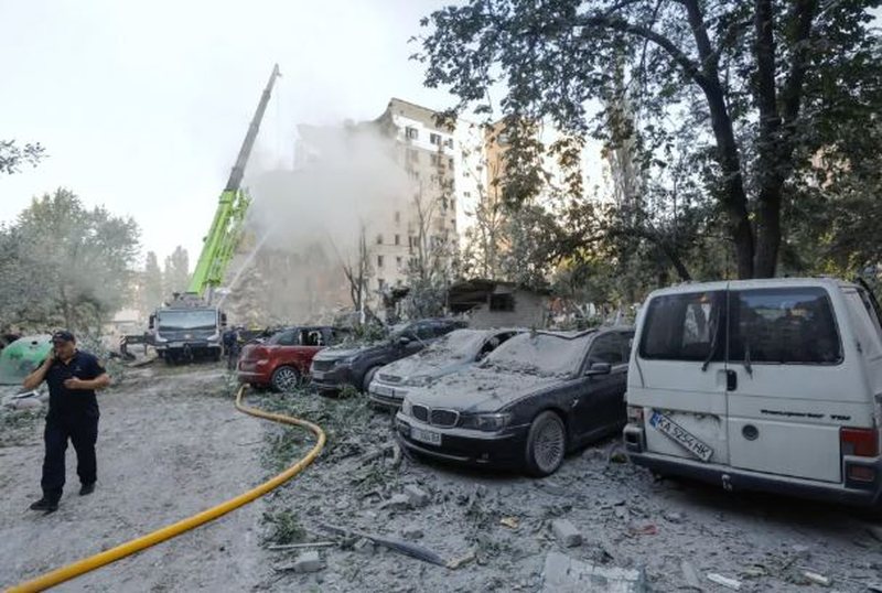 Rusia sulmon Kievin/ 20 t&euml; vrar&euml; dhe 90 t&euml; plagosur nga