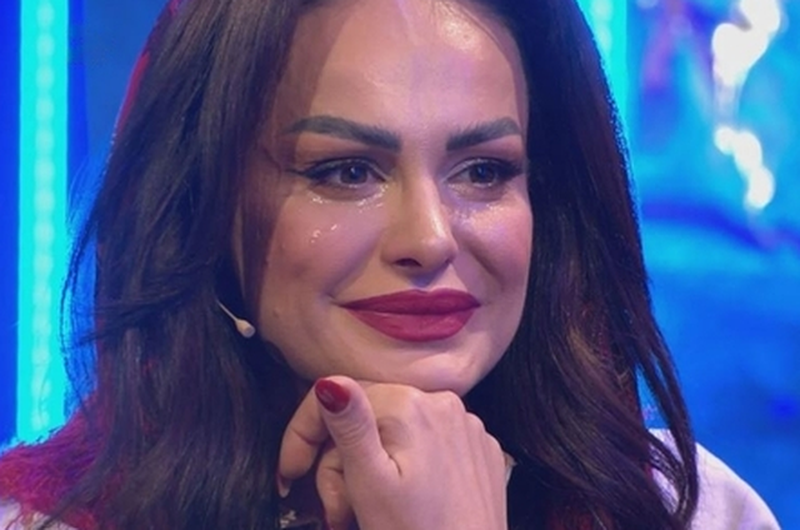 Juliana Nura rr&euml;fen shtatz&euml;nin&euml; me IVF / N&euml;na e saj: Po