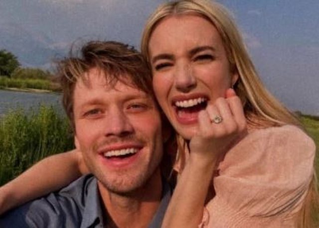 Emma Roberts drejt altarit, aktorja pritet t&euml; martohet me Cody John pas dy