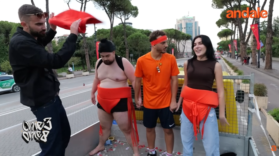 Luajtëm Sumo me njerëz të çmendur në Tiranë