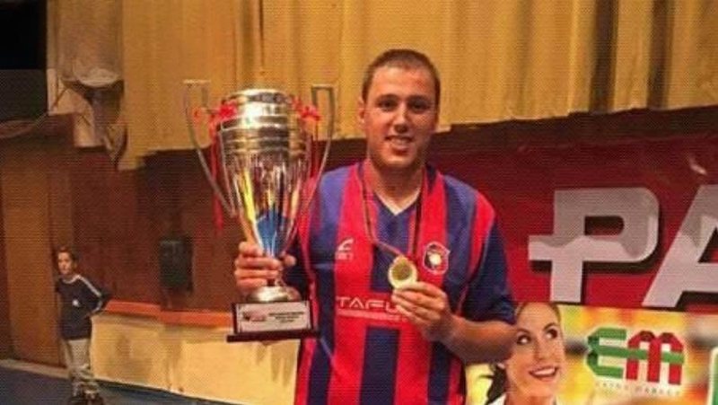 Tronditet Shkodra: Shuhet n&euml; mosh&euml;n 39-vje&ccedil;are ish-kampioni i