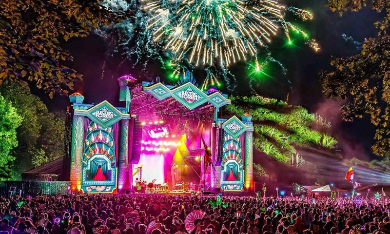 Tragjedi n&euml; festivalin Electric Forest: gjendet trupi i nj&euml; foshnjeje