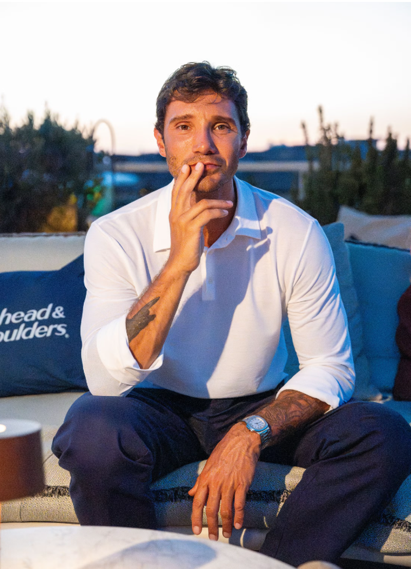 Nj&euml; flirt i ri n&euml; horizont? Stefano De Martino surprizon me gjestin