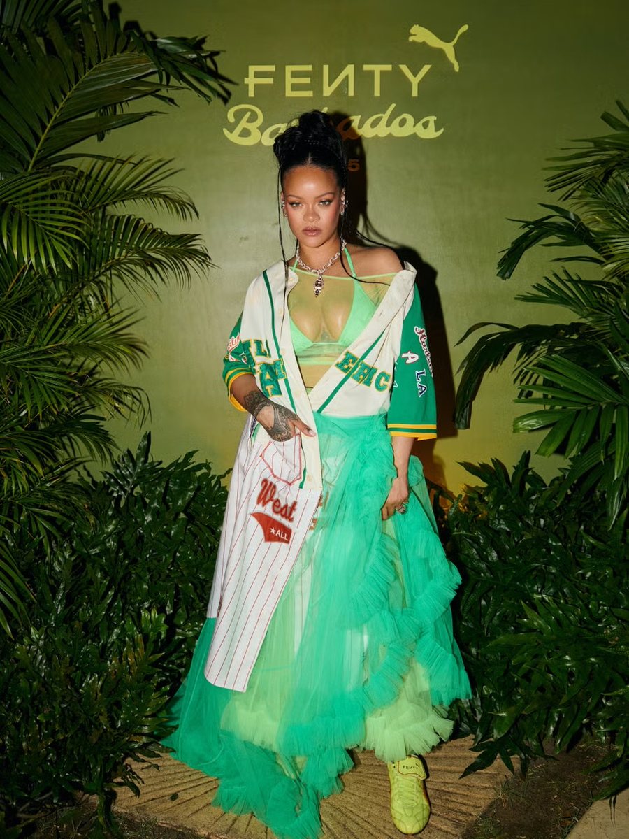 Rihanna shkëlqen në festën “Fenty x Puma” në