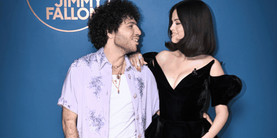 Benny Blanco tradhëton Selena Gomez me shoqen e saj?