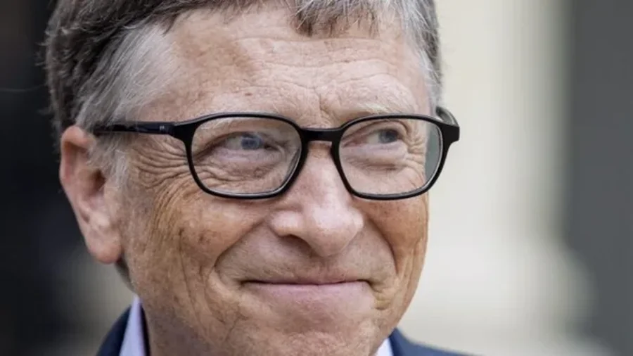 Bill Gates do të dhurojë 200 miliardë dollarë për