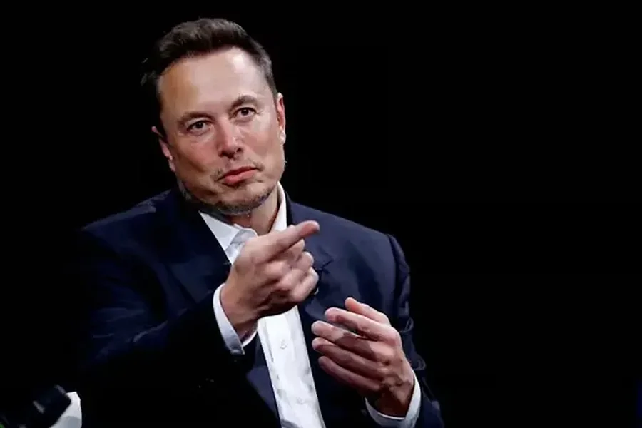 Elon Musk flet kohën që i ka mbetur Tokës: Do të digjet!