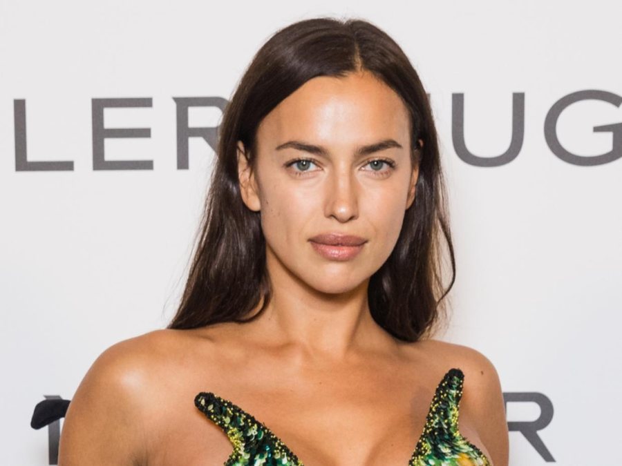 Irina Shayk mrekullon me pamjen në Festivalin e Kanës: Kthehet