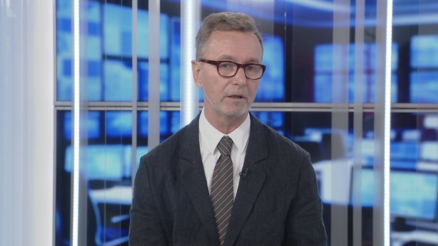 Ambasadori i BE-së: Kam dy fëmijë me ish-gruan, por tani jam