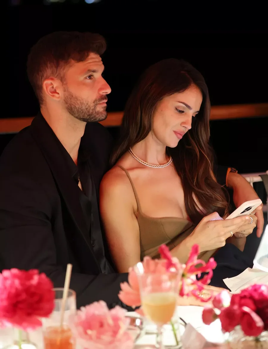 Eiza González zyrtarizon lidhjen me Grigor Dimitrov: Burri i