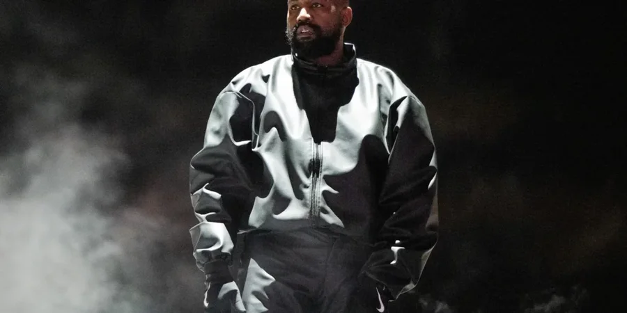 Kanye West heq dorë nga deklaratat antisemitike
