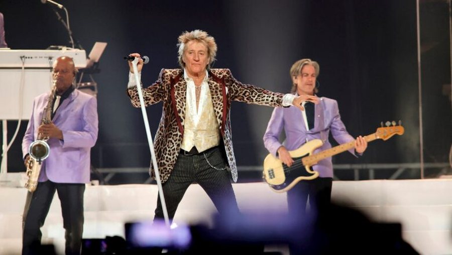 Rod Stewart anulon koncertet për shkak të sëmundjes: Jam i