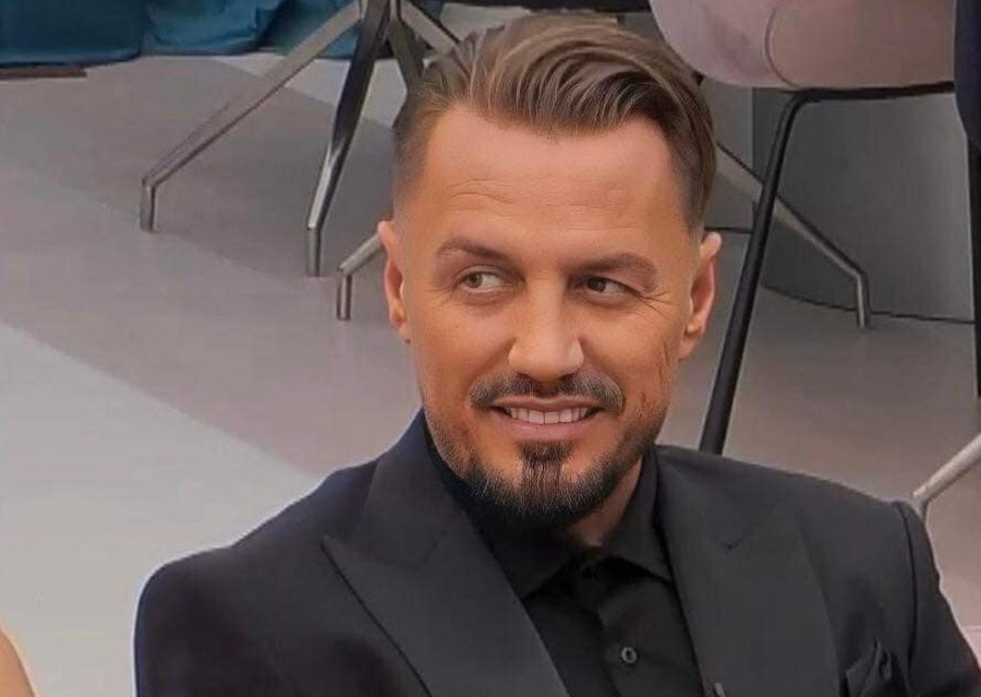 Pas një kohe shumë të gjatë, Blero rishfaqet në publik