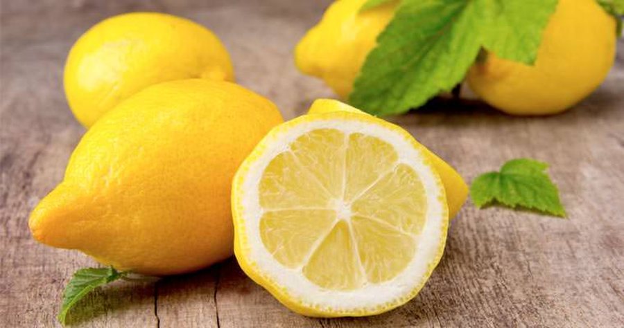 Çfarë i ndodh organizmit nëse konsumoni limon çdo