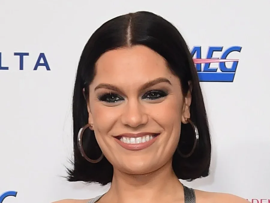 Habit Jessie J pas operacionit: Kanceri është zhdukur!
