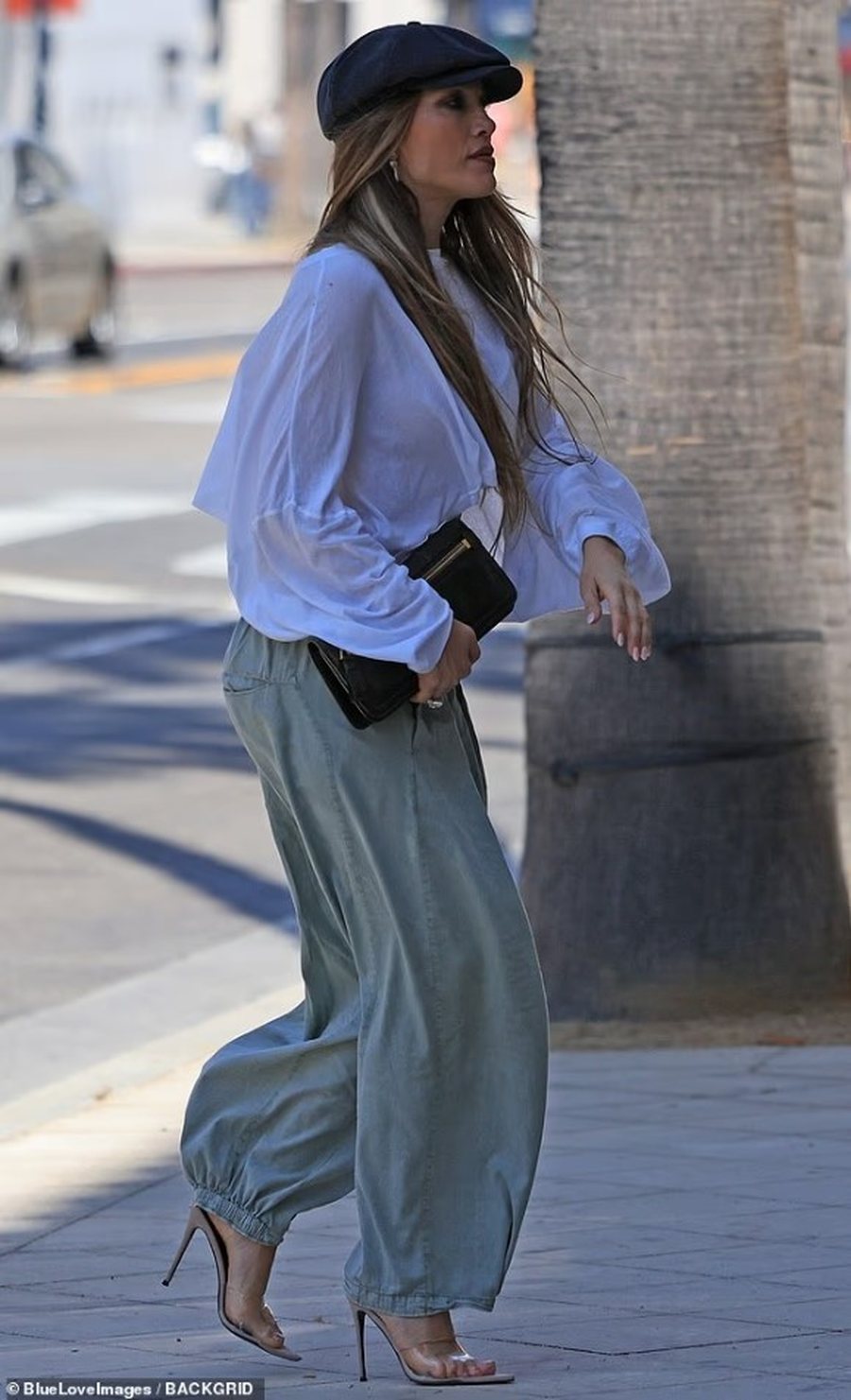 Si u shfaq Jennifer Lopez në Los Angeles, pasi publikoi këngën