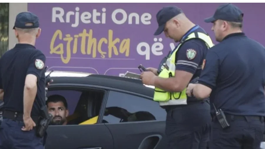 Elseid Hysaj ndalohet nga policia n&euml; Tiran&euml;, gjobitet teksa