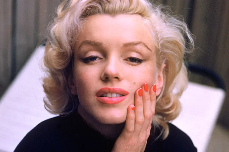Biografia e re ngre dyshime: Marilyn Monroe mund të ketë vdekur nga